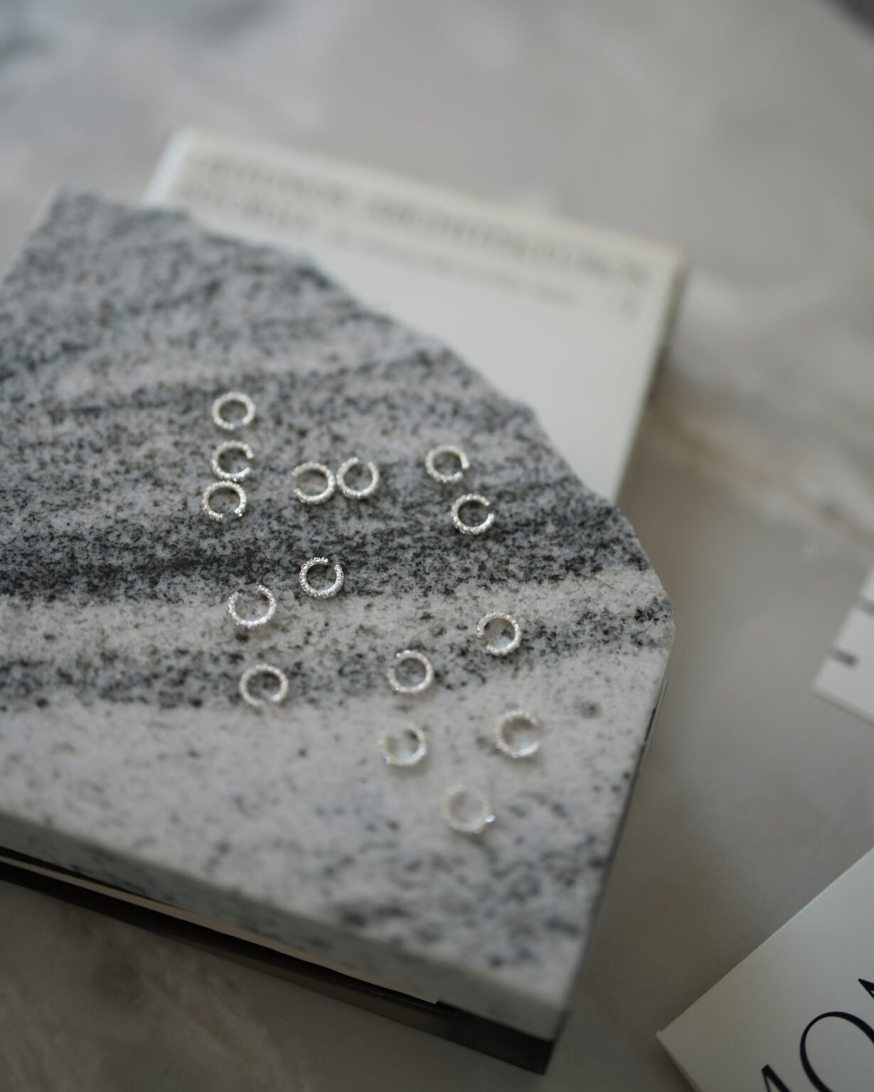 Puošnus 925 sidabrinis ear cuff su cirkoniais 'Kim'