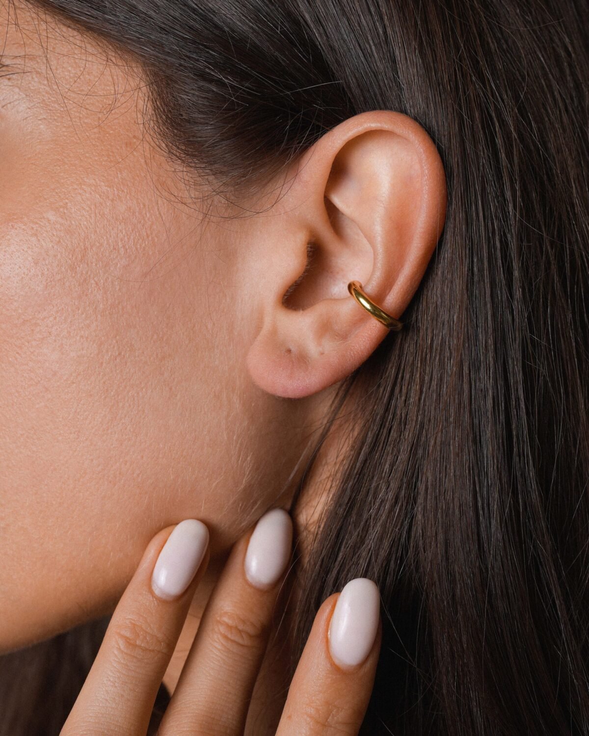 14K paauksuotas 925 sidabrinis ear cuff 'tia'