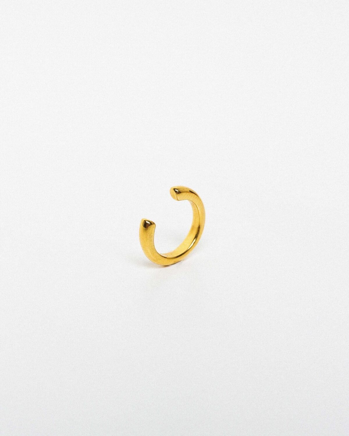 14K paauksuotas 925 sidabrinis ear cuff 'tia'