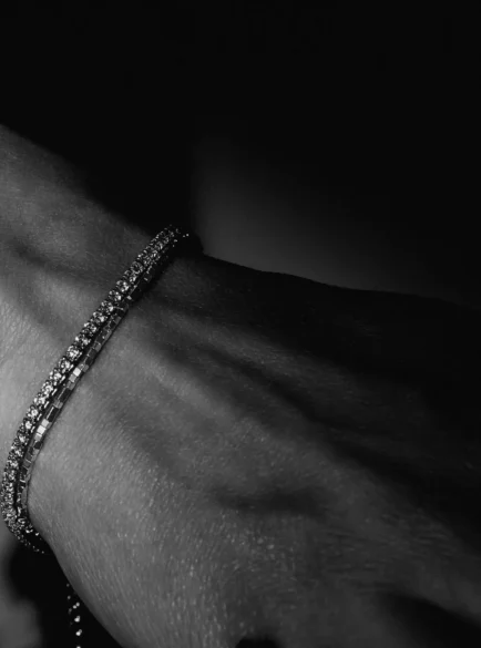 Tennis-Lilja-925-sidabrine-apyranke-momentas-2