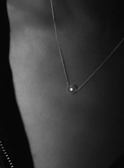 thea-925-sidabrinis-kaklo-papuosalas-momentas-1